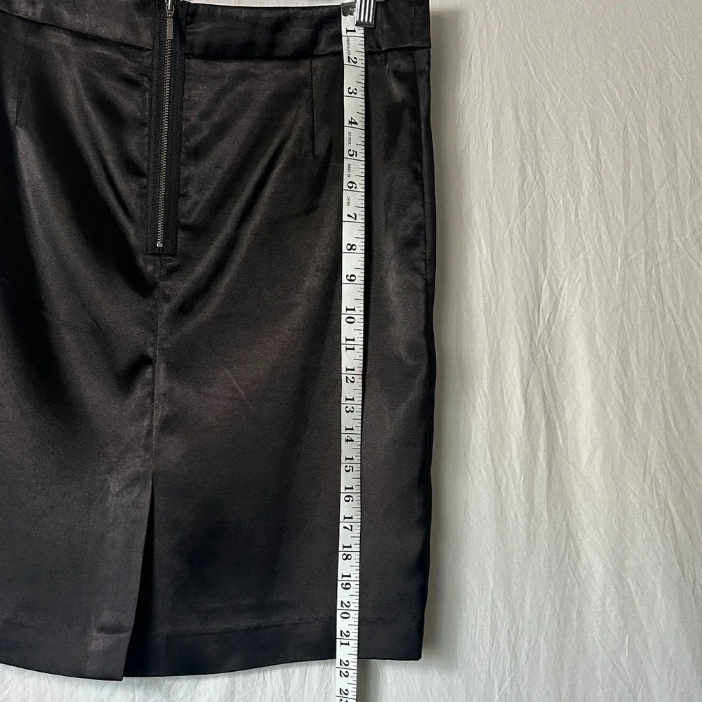 Saks Fifth Avenue Elegant Black Pencil Skirt - Picture 4 of 6